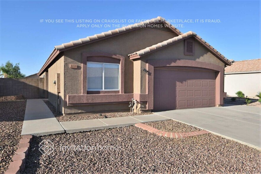 Building Photo - 3215 W Salter Dr