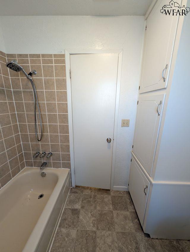 Building Photo - 4519 Misty Valley W