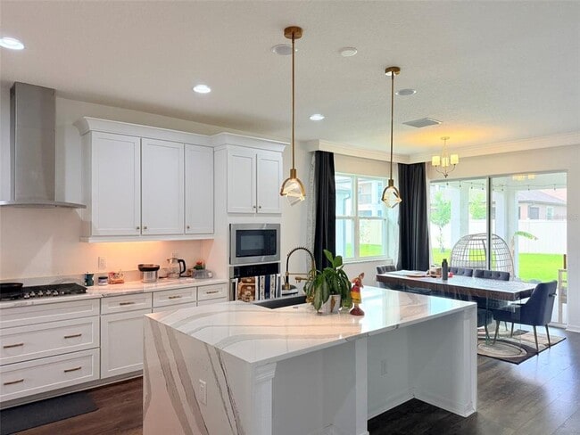 Building Photo - 11131 Sundrift Dr