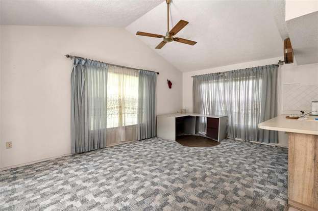 Building Photo - 8303 Broken Willow Ln