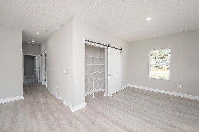 Building Photo - Peaceful and Private setting new construct...