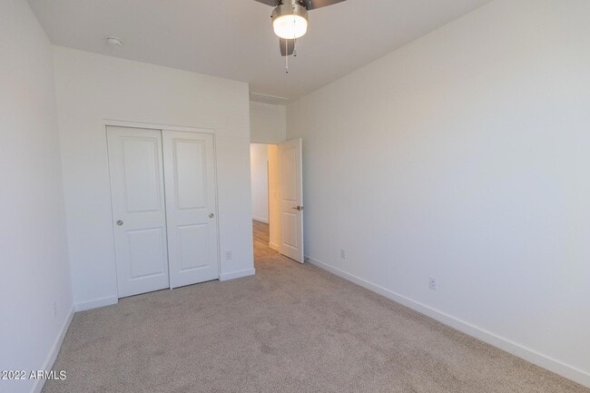 Building Photo - 16952 W Diana Ave