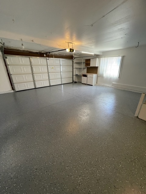 Building Photo - 6250 Sunny Meadow Ln