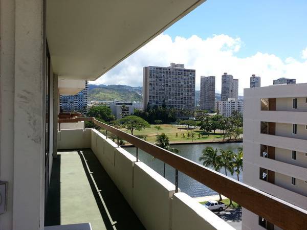 Building Photo - 2BR/2BA/1PKG UNIT IN THE ALA WAI MANSION W...