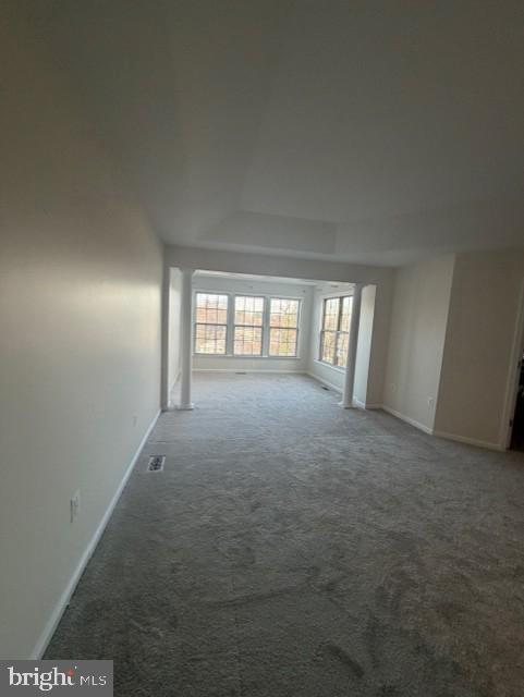 Building Photo - 165 Royal Ct