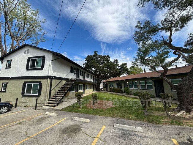 Building Photo - 10560 Sherman Grove