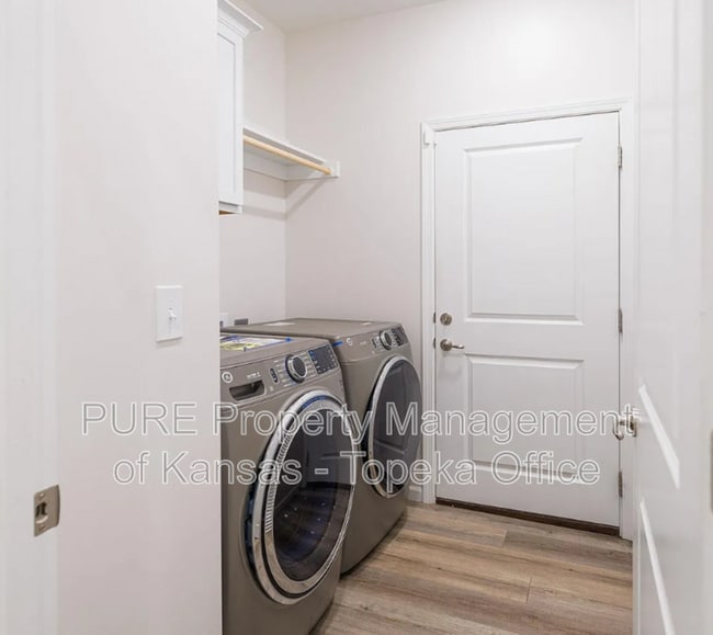 Building Photo - 3312 SE 22nd St