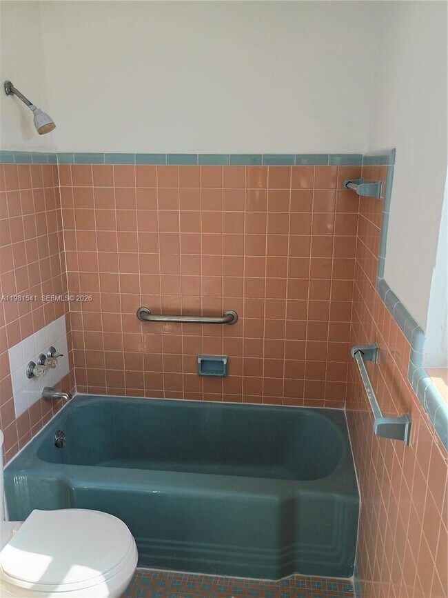 Building Photo - 235 83rd St