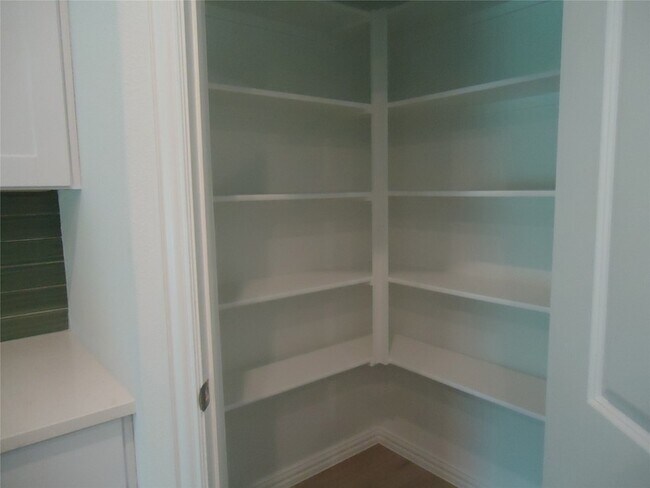 Building Photo - 3407 Copperwood Dr