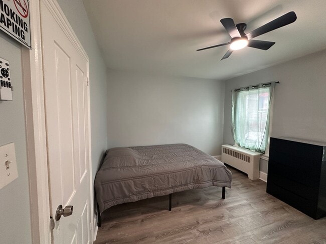 Building Photo - 546 N 11th St