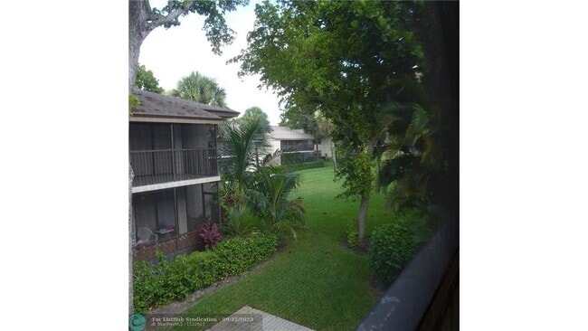 Building Photo - 123 Deer Creek Blvd