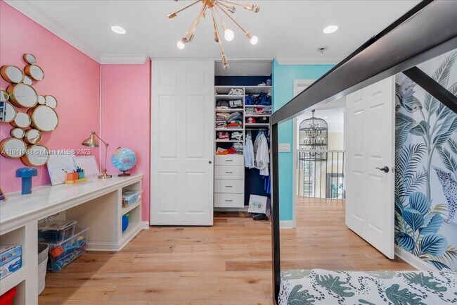 Building Photo - 5235 SW 171st Ave