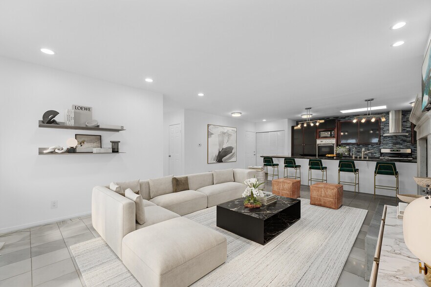 Building Photo - 4442 Saint Clair Ave