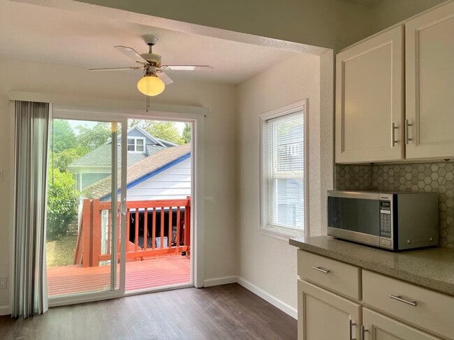 Building Photo - Great Home For Rent