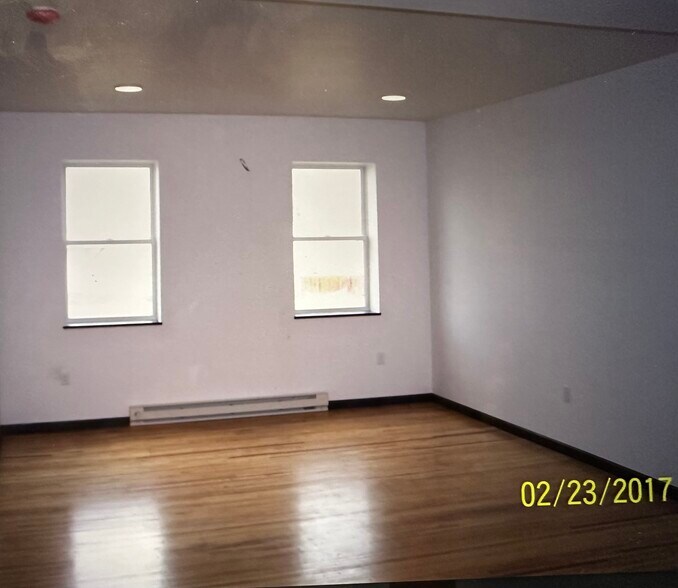 Building Photo - 8385 Geneva St