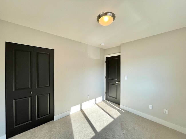 Building Photo - Great Home For Rent