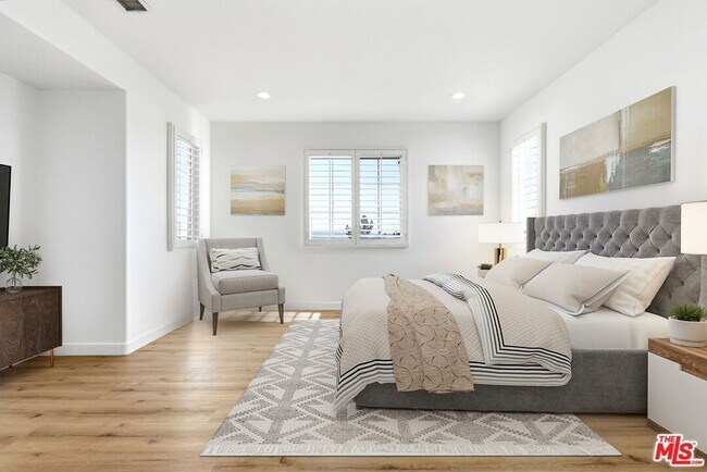 Building Photo - 20140 Pienza Ln