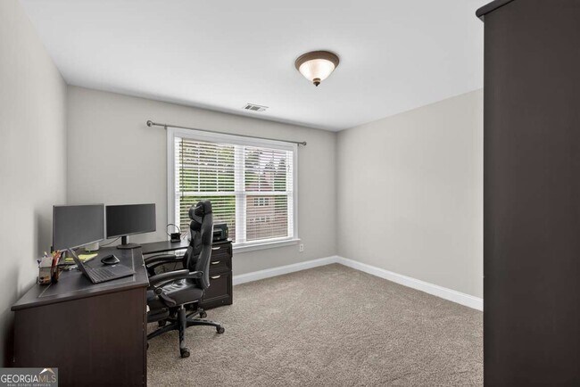 Building Photo - 7819 Brass Lantern Dr