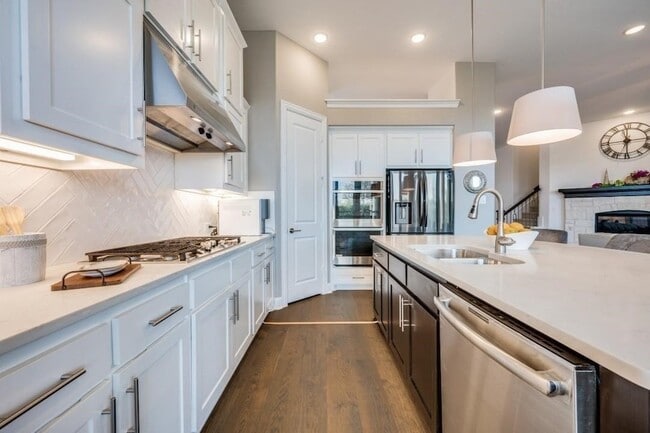 Building Photo - 3970 Sweet Clover Dr