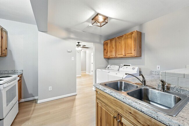 Building Photo - 5075-5085 Swadley St.-HM