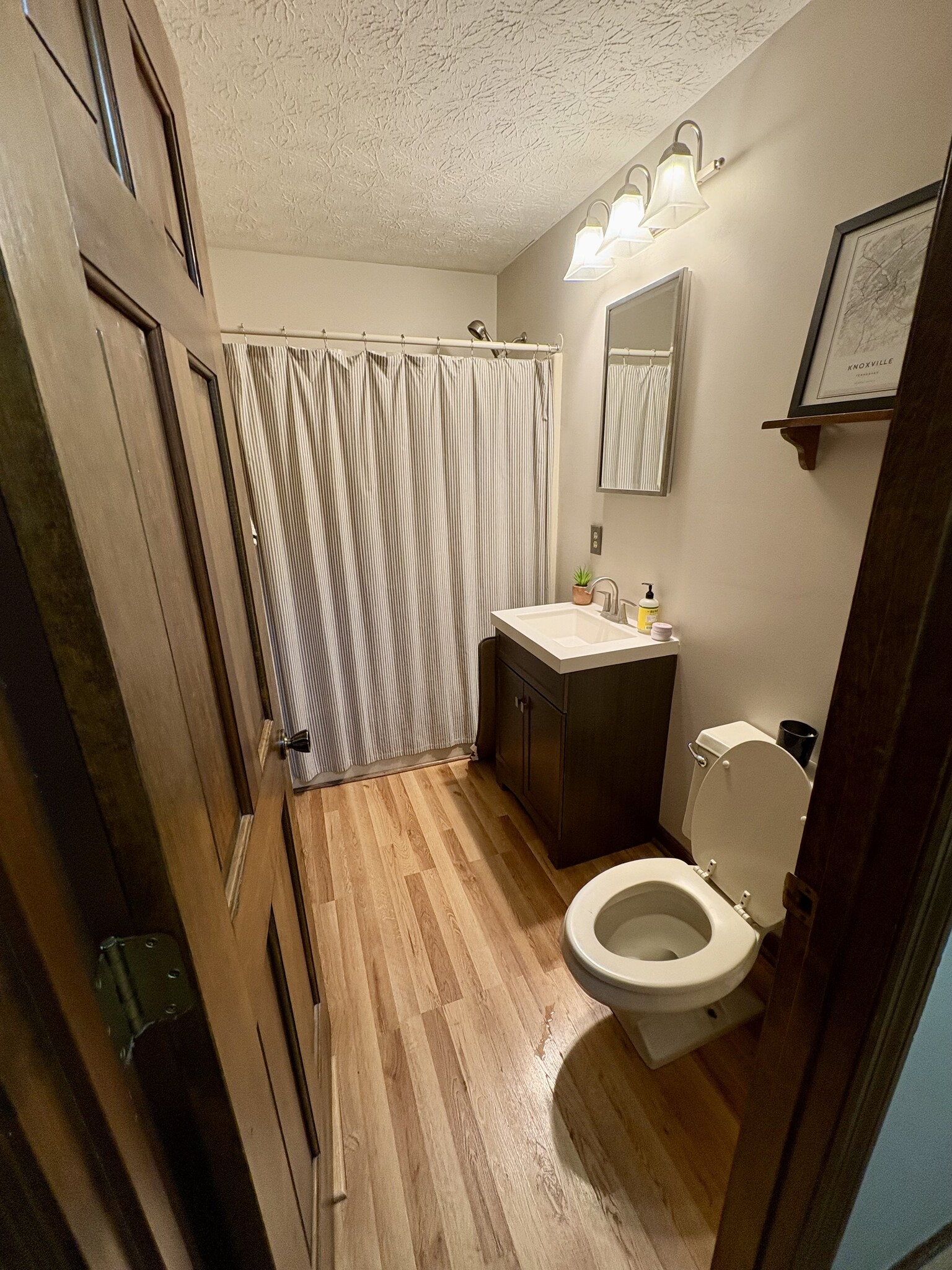 Building Photo - 8909 Ormand Ln