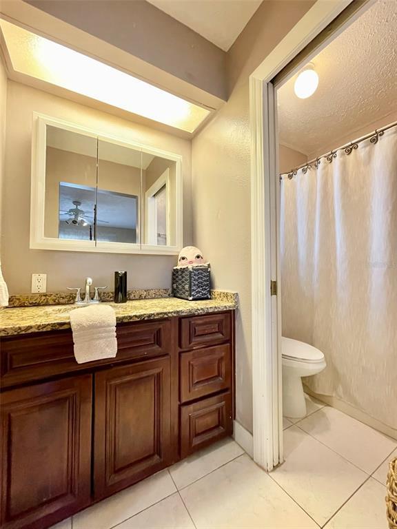 Building Photo - 3016 Oak Cove Dr