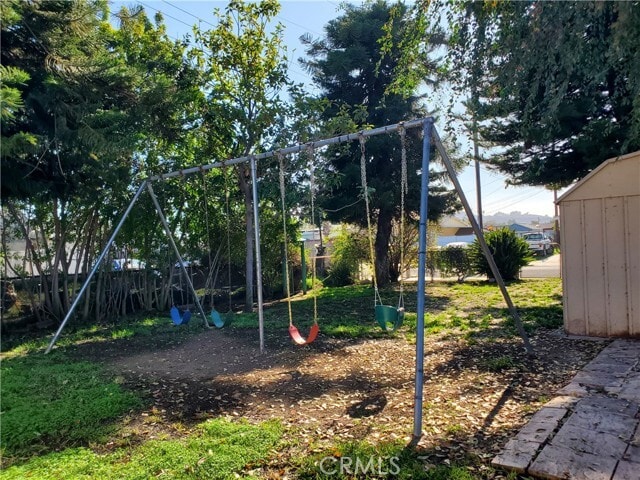 Building Photo - 544 Laurel Ave