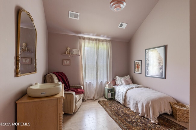 Building Photo - 1406 Transit Ave