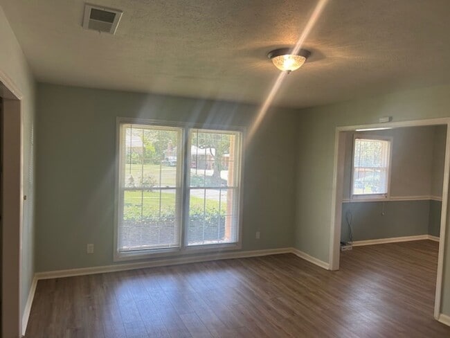 Building Photo - Northgate Dr Home