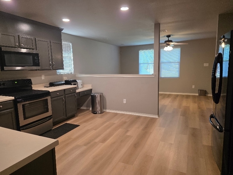 Building Photo - 12817 Cowper Dr