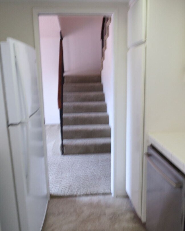 Building Photo - 2 br, 2.5 bath House - 842 Huasna Road