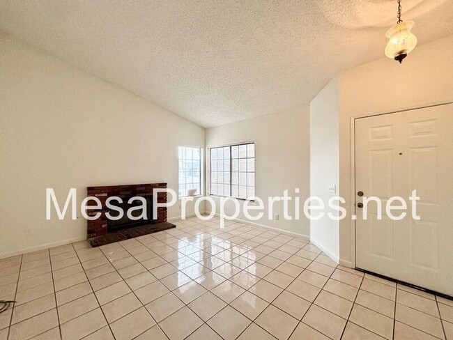 Building Photo - 13667 Gemini St