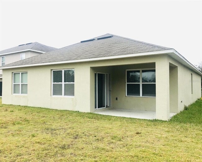 Building Photo - 2222 Sequoia Way