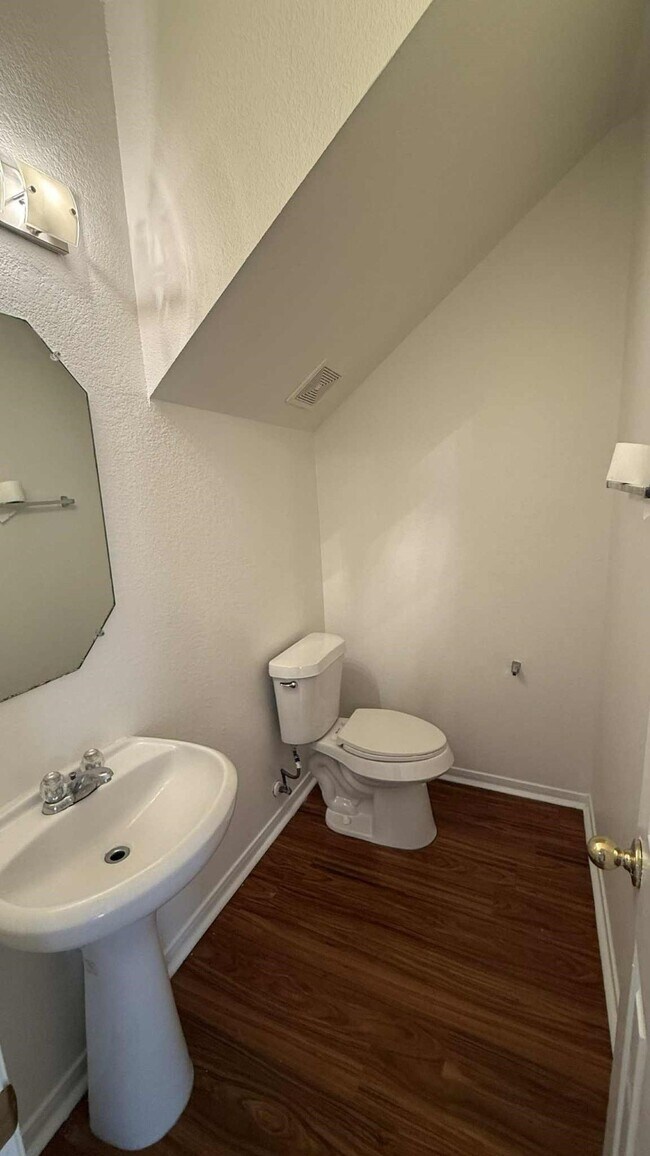 Building Photo - 1677 Nichole Woods Dr