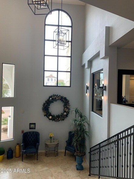 Building Photo - 2511 W Queen Creek Rd