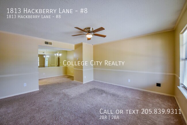 Building Photo - 1813 Hackberry Ln