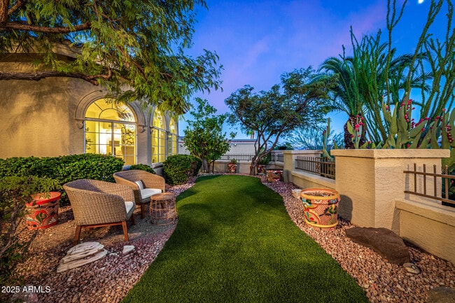 Building Photo - 15848 E Brodiea Dr