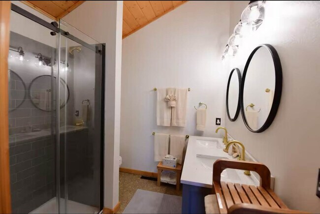 Building Photo - S3925 County Hwy BD