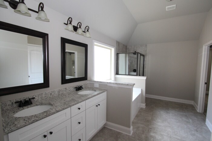 Building Photo - 192 Towns Walk Dr