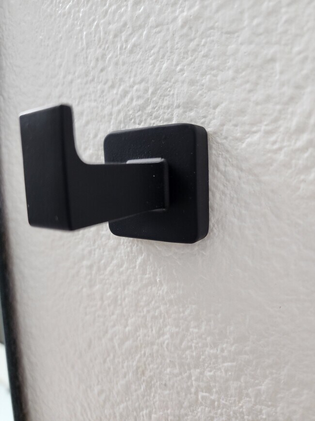 Building Photo - 929 Dusty Creek St