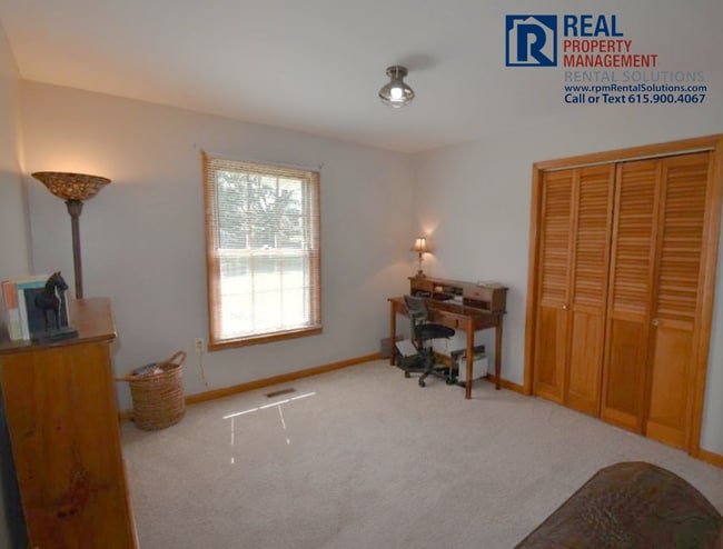 Building Photo - 182 Riverbend Dr