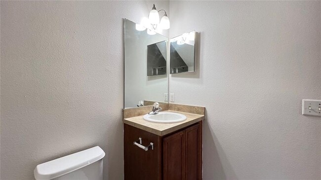 Building Photo - 5350 Paradise Cay Cir