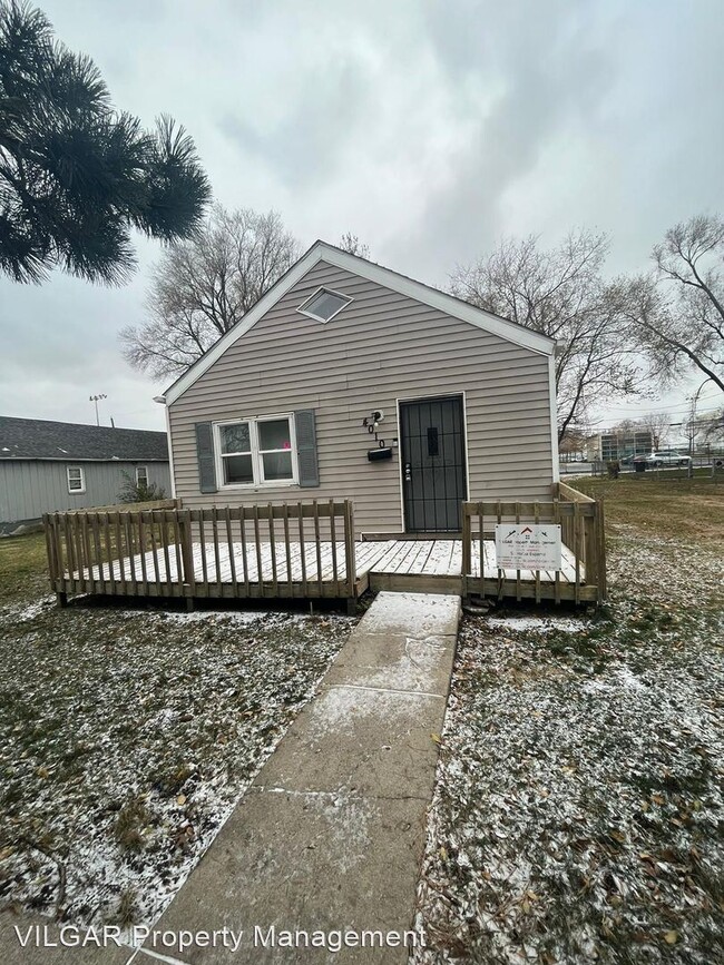 Primary Photo - 2 br, 1 bath House - 4010 McCook