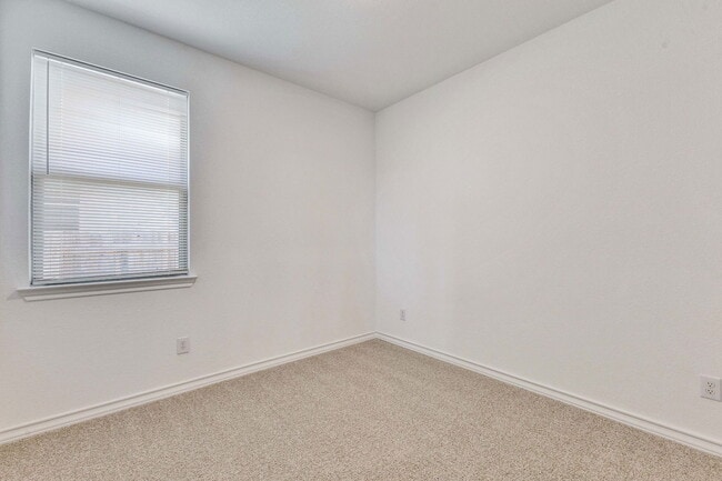 Building Photo - 200 Small Seed Dr