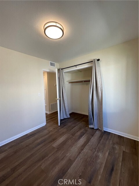 Building Photo - 15 E Mira Monte Ave