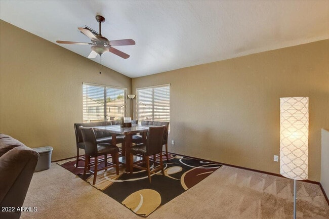 Building Photo - 14878 W Bloomfield Rd