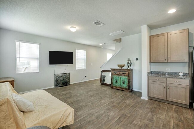 Building Photo - 2615 Paragon Fox Dr