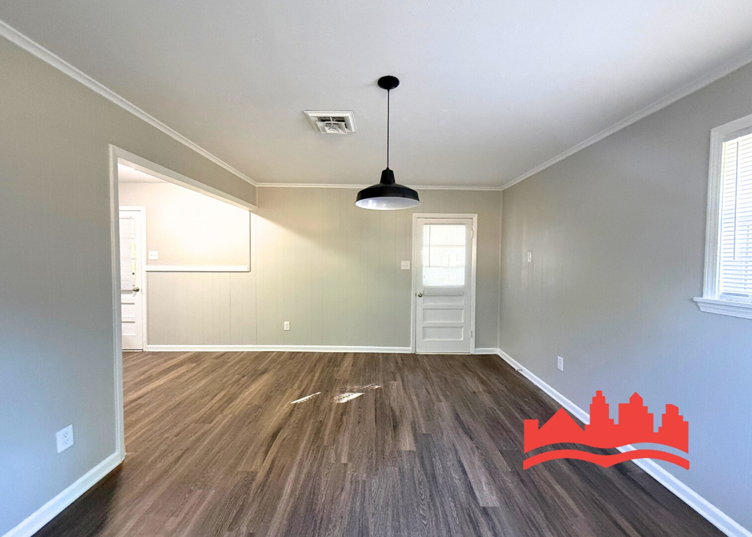 Building Photo - Charming and Updated 3-Bedroom Home for Rent!