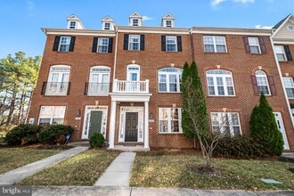 Building Photo - 20916 Houseman Terrace