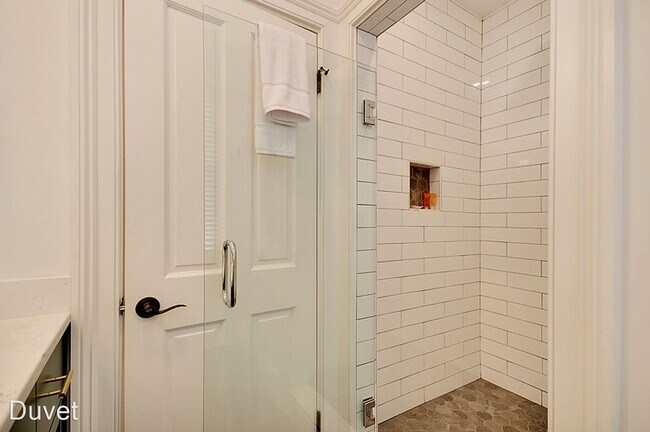 Building Photo - 6 br, 5 bath House - 129 Cannon Street